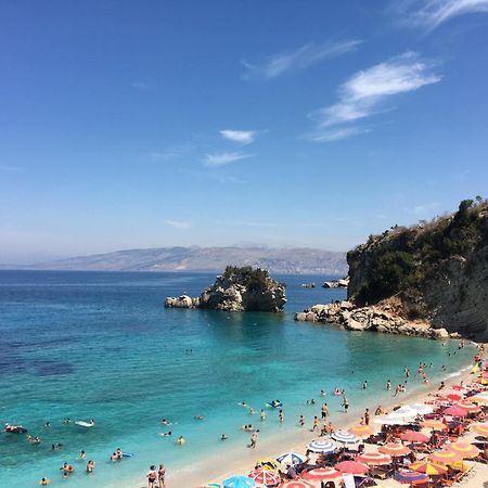 Loli Apartment Luxury White Residence Sarandë Eksteriør billede