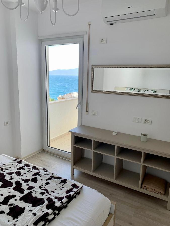 Loli Apartment Luxury White Residence Sarandë Eksteriør billede