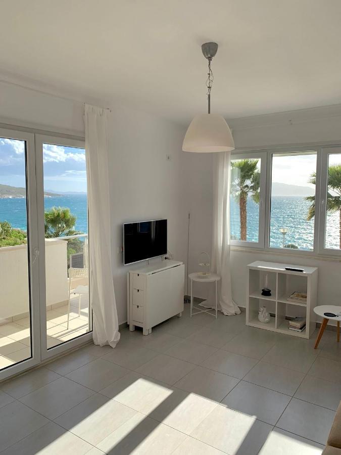 Loli Apartment Luxury White Residence Sarandë Eksteriør billede