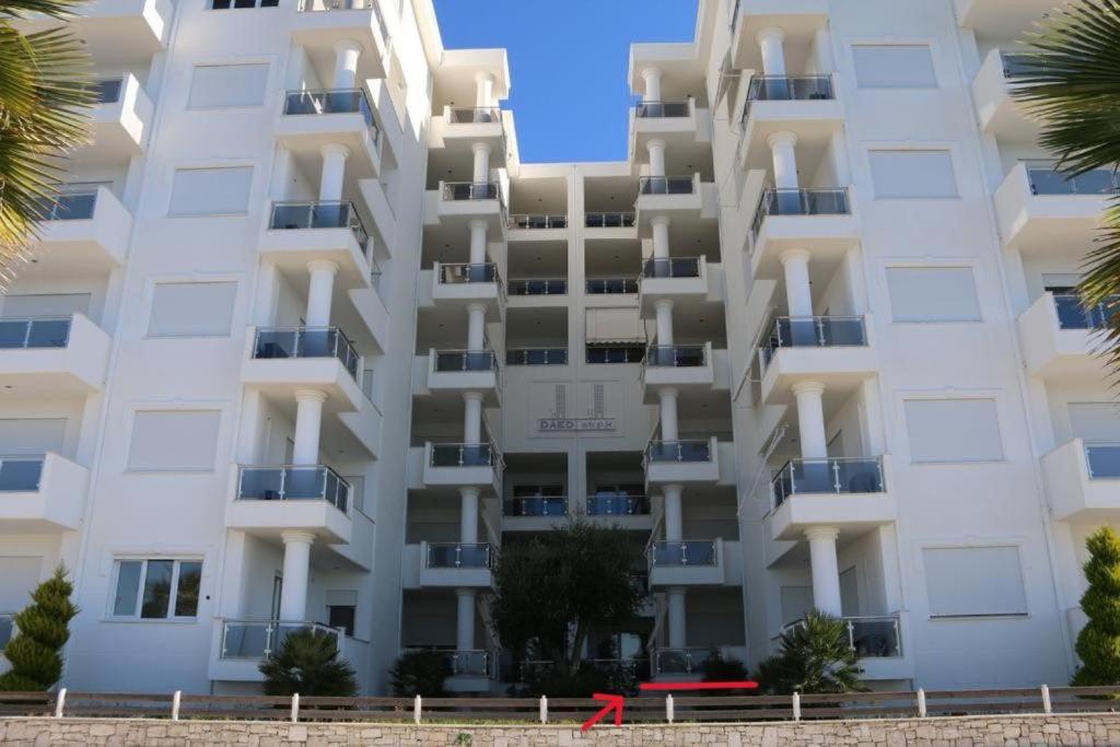 Loli Apartment Luxury White Residence Sarandë Eksteriør billede