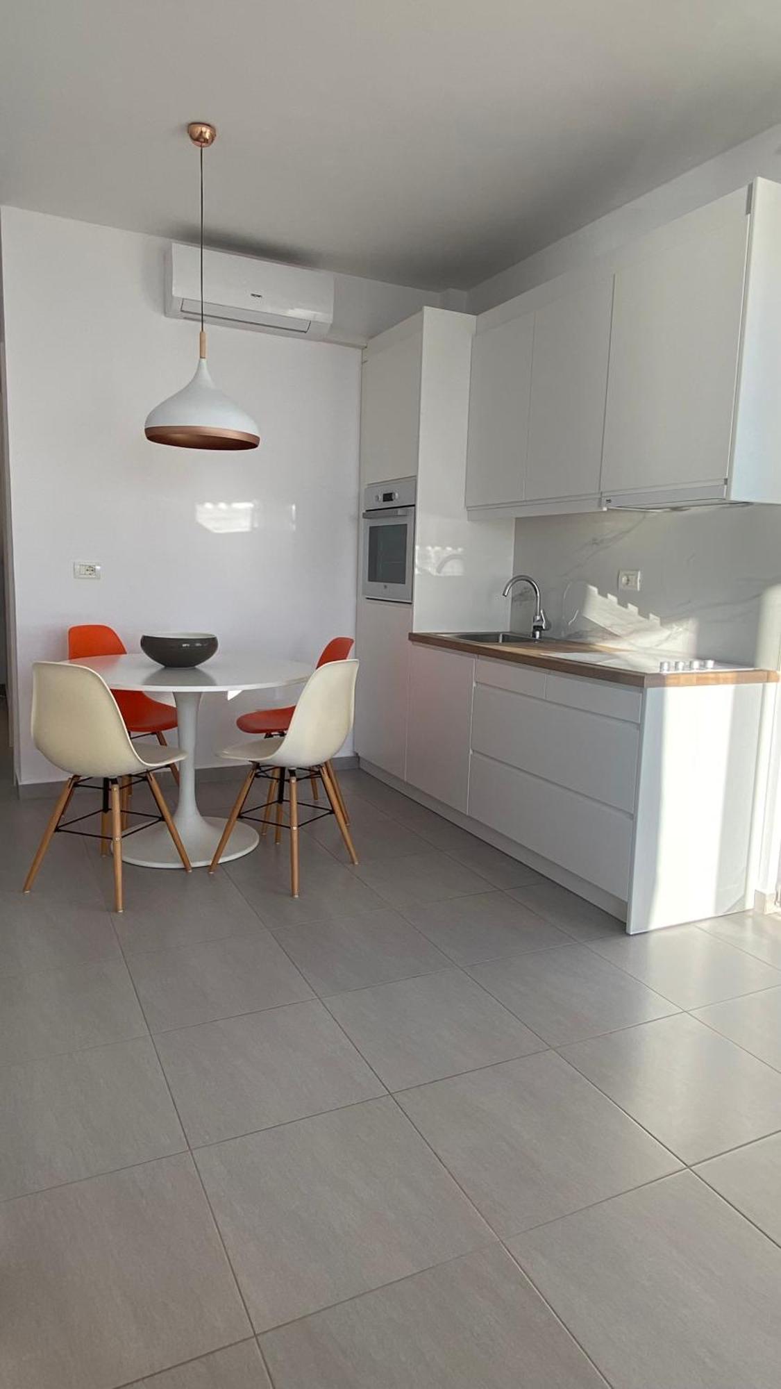 Loli Apartment Luxury White Residence Sarandë Eksteriør billede